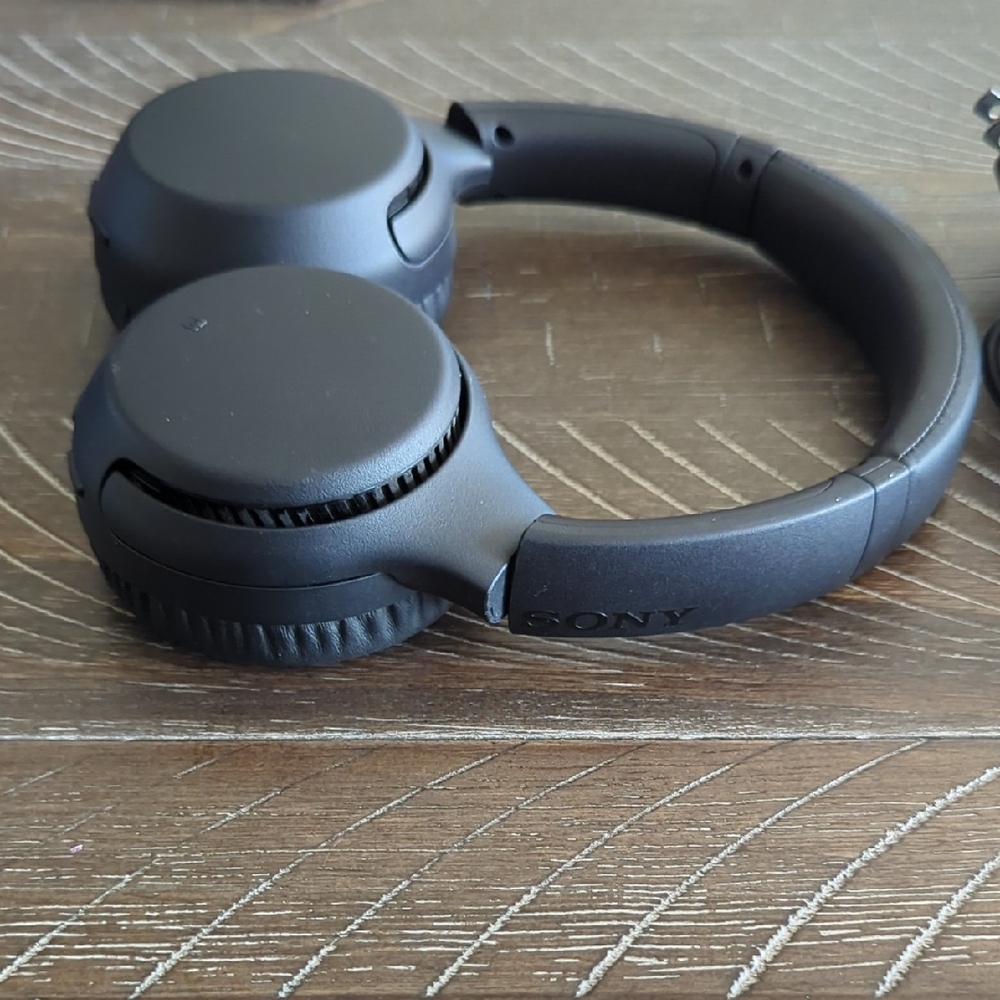 Sony Black Over-Ear Headphones with Sleek Design